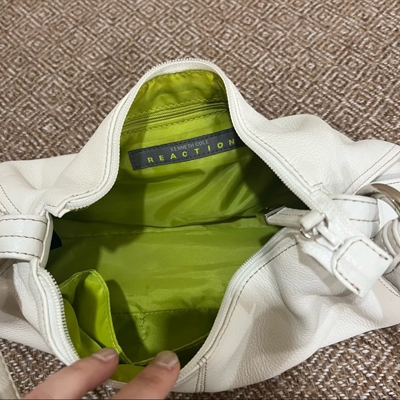 Vtg Kenneth Cole Reaction White Leather Rectangular Y2K Handbag Grunge Preppy - Picture 7 of 9